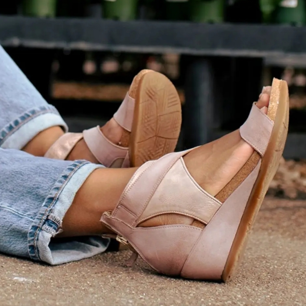 MIZ MOOZ Size 38 "Molly" Pink Pearl Leather Wedge Sandals